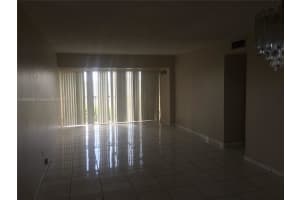 9280 Fontainebleau Blvd, Miami, FL 33172, Sold 04/14/17