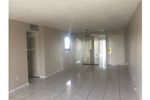 9280 Fontainebleau Blvd, Miami, FL 33172, Sold 04/14/17