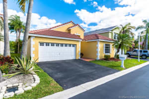 411 Bermuda Springs Dr, Weston, FL 33326, Sold 04/21/17