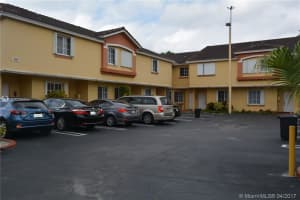 8200 NW 10th St, Miami, FL 33126, Sold 06/29/17