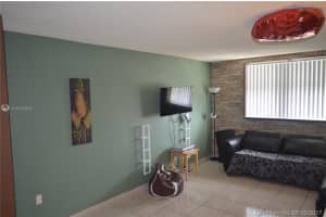 666 W 81st St, Hialeah, FL 33014, Sold 05/18/17