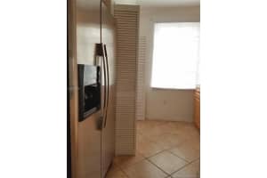 8370 NW 10th St #13a, Miami, FL 33126, Sold 08/15/17