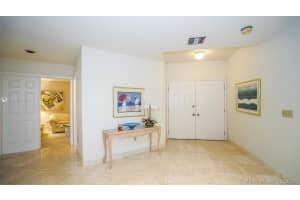 5020 NW 93rd Doral Pl, Doral, FL 33178, Sold 11/07/17
