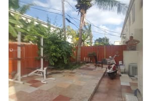315 NW 83rd St, Miami, FL 33150, Sold 05/19/17