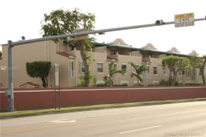 8517 NW 7th St, Miami, FL 33126, Sold 05/12/17