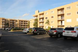 8517 NW 7th St, Miami, FL 33126, Sold 05/12/17