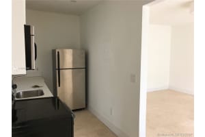 934 Michigan Ave, Miami Beach, FL 33139, Sold 05/11/17