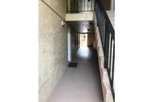 10816 N Kendall Dr, Miami, FL 33176, Sold 05/22/17