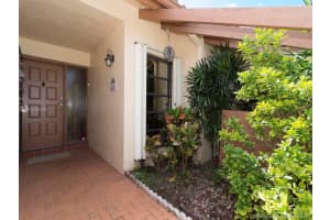 11386 SW 86th Ln, Miami, FL 33173, Sold 04/17/17