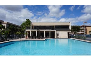 17000 NW 67th Ave, Hialeah, FL 33015, Sold 05/23/17