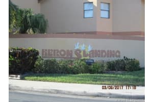 11308 SW 11 St, Pembroke Pines, FL 33025, Sold 05/19/17