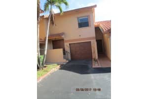 11308 SW 11 St, Pembroke Pines, FL 33025, Sold 05/19/17