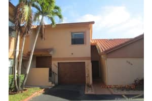 11308 SW 11 St, Pembroke Pines, FL 33025, Sold 05/19/17
