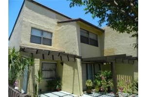 9980 NW 9th St Cir, Miami, FL 33172, Sold 12/26/17