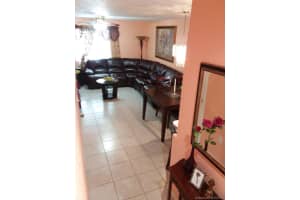 8027 NW 8th St, Miami, FL 33126, Sold 05/26/17