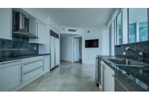 1000 South Pointe Dr, Miami Beach, FL 33139, Sold 06/30/17