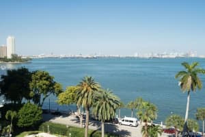 1420 Brickell Bay Dr #805c, Miami, FL 33131, Sold 06/13/17