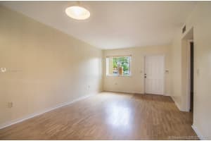 7830 NW 6th St, Pembroke Pines, FL 33024, Sold 05/05/17