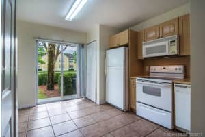 7830 NW 6th St, Pembroke Pines, FL 33024, Sold 05/05/17