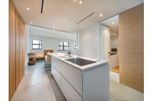 125 Ocean Dr, Miami Beach, FL 33139, Sold 08/20/18