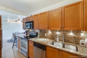 401 69th St, Miami, FL 33141, Sold 05/05/17