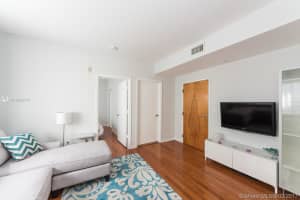 1542 Drexel Ave, Miami Beach, FL 33139, Sold 06/09/17