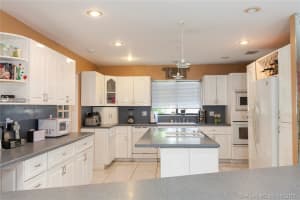 21520 SW 97th Pl, Cutler Bay, FL 33189, Sold 07/14/17