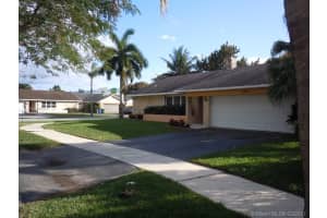 4927 SW 11th Pl, Margate, FL 33068, Sold 04/27/17