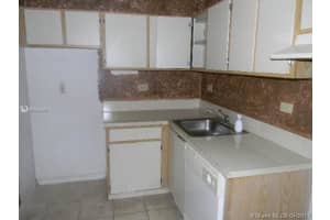7025 NW 179th St, Hialeah, FL 33015, Sold 05/30/17