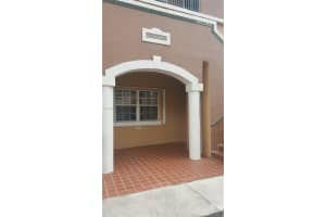 10014 Hammocks Blvd, Miami, FL 33196, Sold 11/15/17