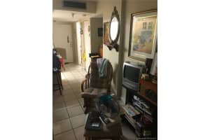 1950 W 56th St, Hialeah, FL 33012, Sold 05/24/17