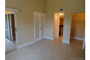 2803 N Oakland Forest Dr, Oakland Park, FL 33309, Sold 06/09/17