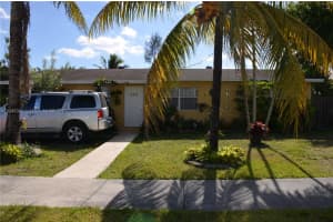 155 SW 17th Ave, Homestead, FL 33030, Sold 11/16/17