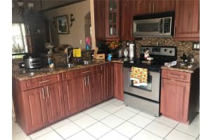 15862 SW 84th St, Miami, FL 33193, Sold 10/25/17