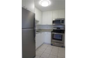 5050 NW 7th St, Miami, FL 33126, Sold 09/15/17