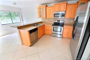 9840 Bosque Ln, Miramar, FL 33025, Sold 01/26/18