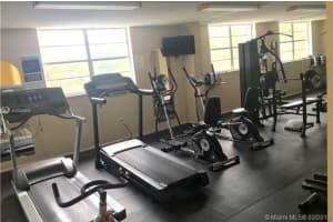 1251 NE 108th St, Miami, FL 33161, Sold 04/26/17