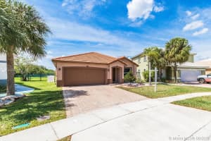 1404 NW 208th Way, Pembroke Pines, FL 33029, Sold 11/17/17