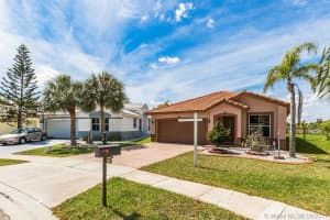 1404 NW 208th Way, Pembroke Pines, FL 33029, Sold 11/17/17