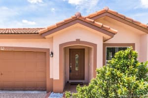1404 NW 208th Way, Pembroke Pines, FL 33029, Sold 11/17/17
