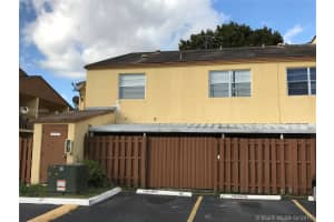 15401 SW 81st Cir Ln, Miami, FL 33193, Sold 08/30/17