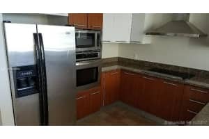 170 SE 14th St, Miami, FL 33131, Sold 06/14/17