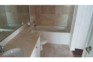 170 SE 14th St, Miami, FL 33131, Sold 06/14/17