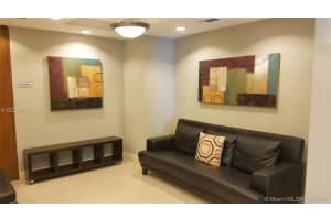 101 E Flagler St, Miami, FL 33131, Sold 08/11/17