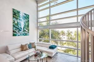 421 Meridian Ave, Miami Beach, FL 33139, Sold 08/11/17
