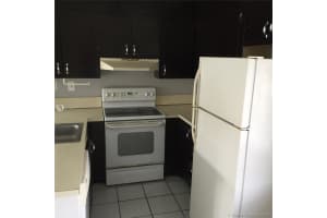 15690 SW 82nd Cir Ln, Miami, FL 33193, Sold 04/28/17