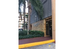 3101 N Country Club Dr, Aventura, FL 33180, Sold 06/01/17
