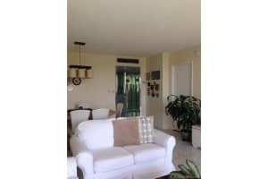 3101 N Country Club Dr, Aventura, FL 33180, Sold 06/01/17