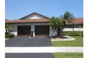 9207 NW 61st St, Tamarac, FL 33321, Sold 07/06/17