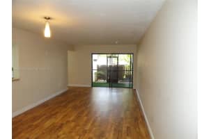 9419 Fontainebleau Blvd, Miami, FL 33172, Sold 08/11/17